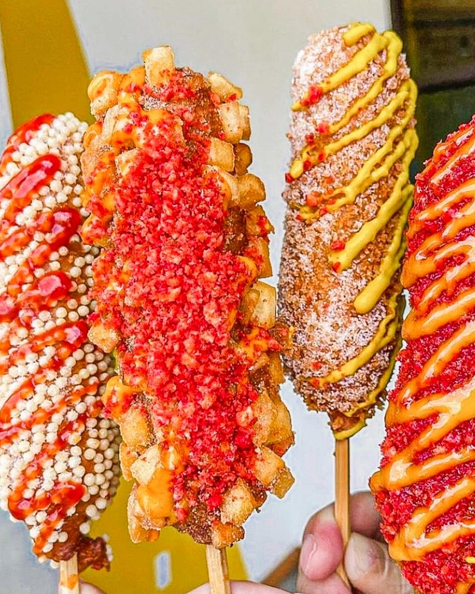 TheCollectionRP's tweet photo. NOW OPEN AT THE COLLECTION: Two Hands Corn Dogs!

Stop by soon to check out the new spot and try one (or ALL) of their perfectly-fried, Instagram-worthy corn dogs at @theannexfoodhall! 

photo by: @twohandshtx https://t.co/7DnEbMmNq8