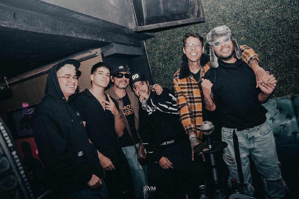 nxreh's tweet photo. alto crossover 
@servando @florentino @kobicantillo @ReggiAutentico @chamofresco 🦋 https://t.co/IFxtLSYOIZ