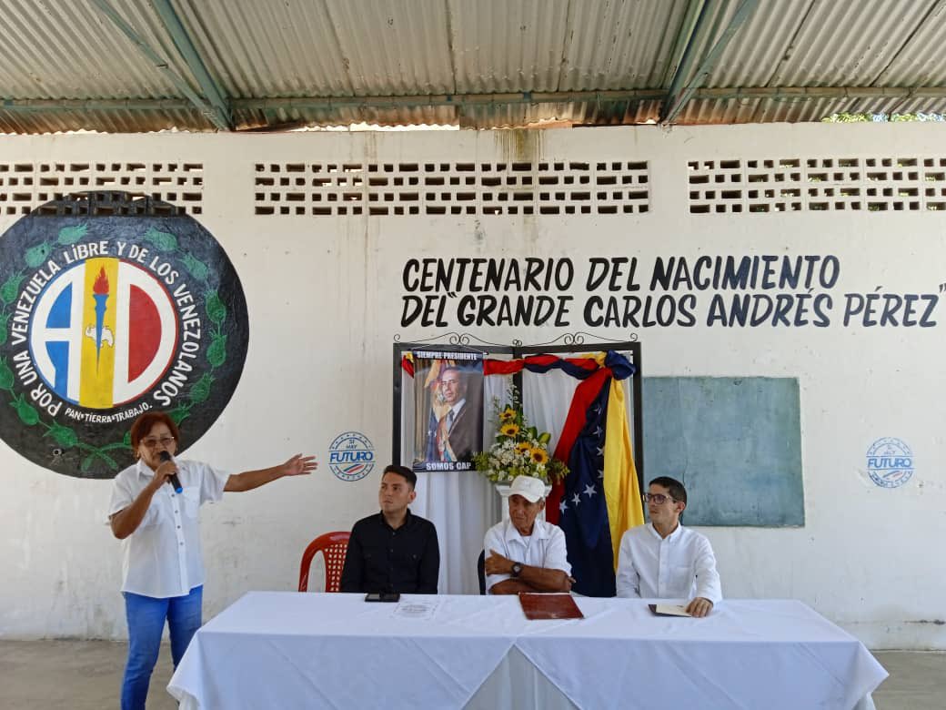 ADOrg_Laraof's tweet photo. #27Oct | Acto con emotiva eucaristía presidida por el Pbro. Douglas Alvarado
@ADemocratica en Resistencia en el municipio Torres. Compartir entre amigos y militantes de la tolda blanca.
Yuyita de chiossone fue nuestra coordinadora regional de la comisión aniversaria.
#SomosCaP https://t.co/4yCNPykV36