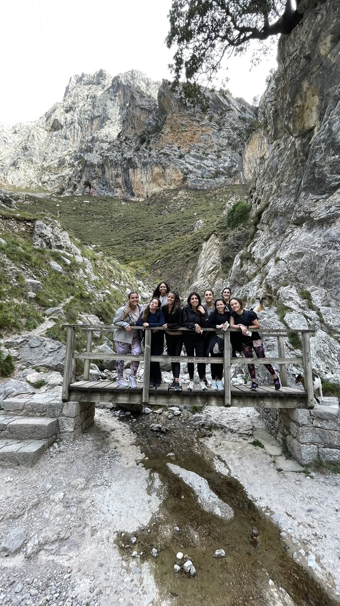 BustilloLucia's tweet photo. Manifesting sirve!! Picos de Europa, Asturias⛰ https://t.co/J0XUwOnTFz