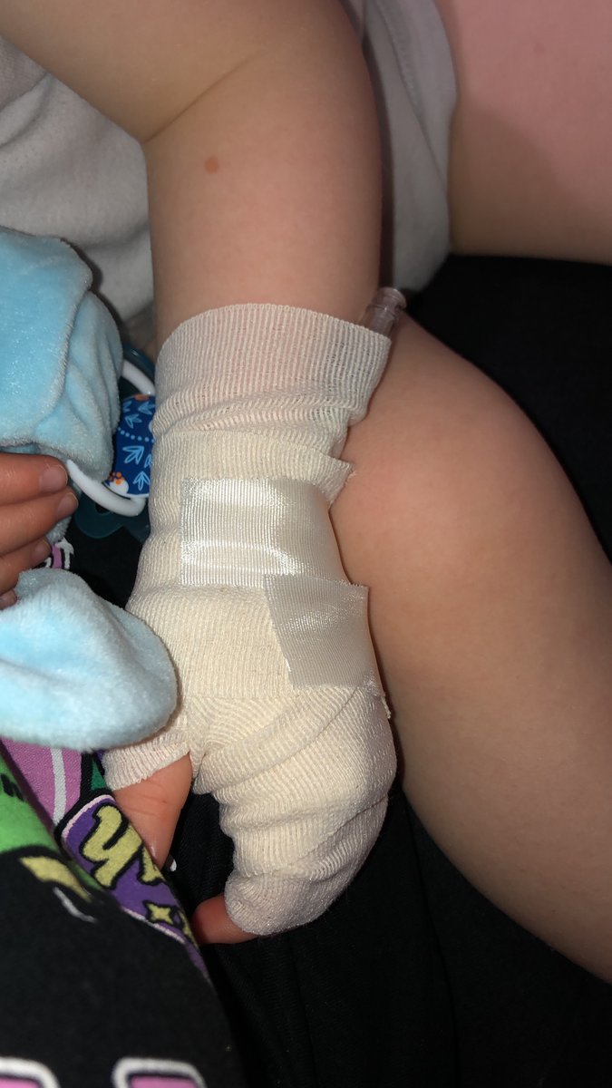 FionaL85's tweet photo. @ULHospitals Cannot praise the Paediatric ED staff enough at UHL. Had a quick visit but thankfully were sent on our way. An amazing team working in difficult conditions. Thank you so much for your care. https://t.co/YFCofDhnjM