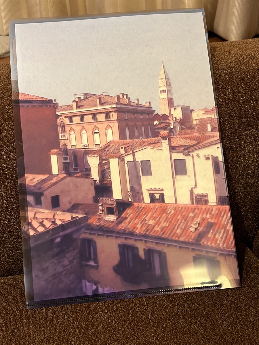 kerokei_cos's tweet image. #レデントーレ2022
今年のクリアファイルは菜花ゆなさんにお願いしました💕
すてきなクリアファイルありがとうございました😭ほんと素敵可愛い最高です💕