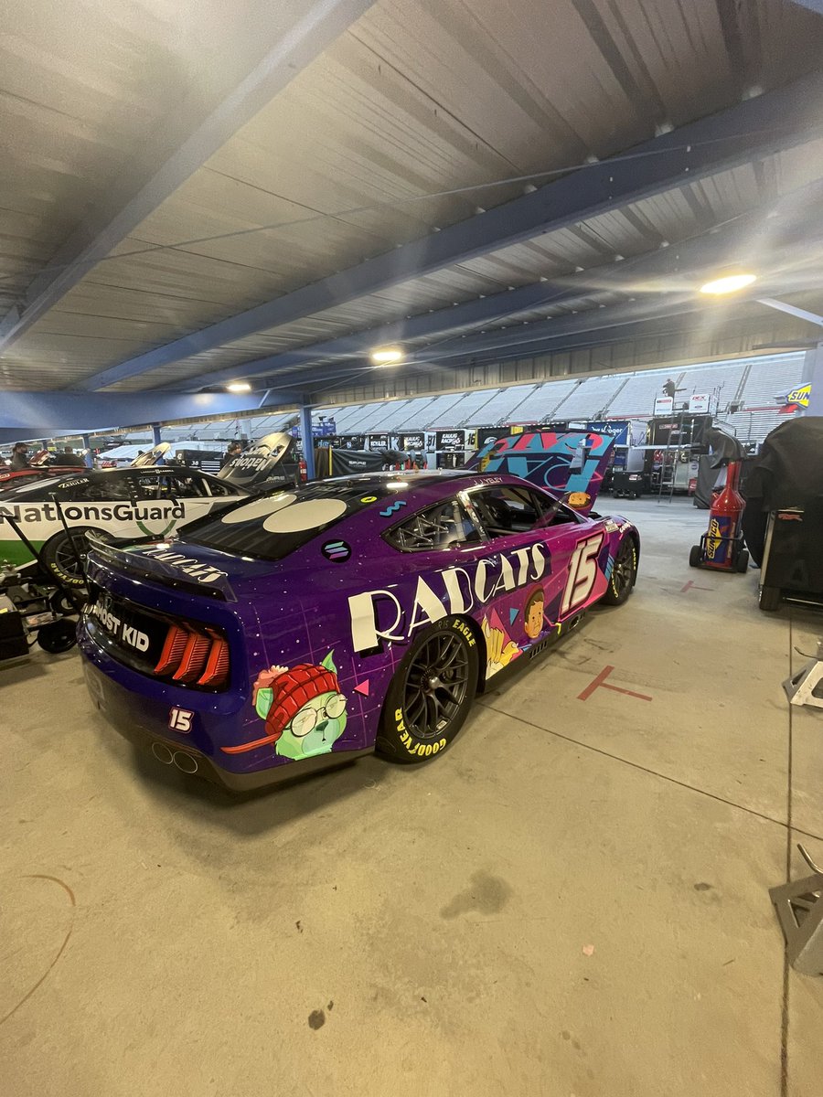 RickWareRacing's tweet photo. Early morning on a chilly day here @MartinsvilleSwy for the crew. Practice and qualifying are coming up at noon est!

@jjyeley1 | @Hasbulla_NFT | @RadCatsNFT | @roushyates 

@CodyShaneWare | @NurtecODT (rimegepant) | @TeamNurtecODT (rimegepant) | @UBCF | @FordPerformance https://t.co/i7otI1mvvD