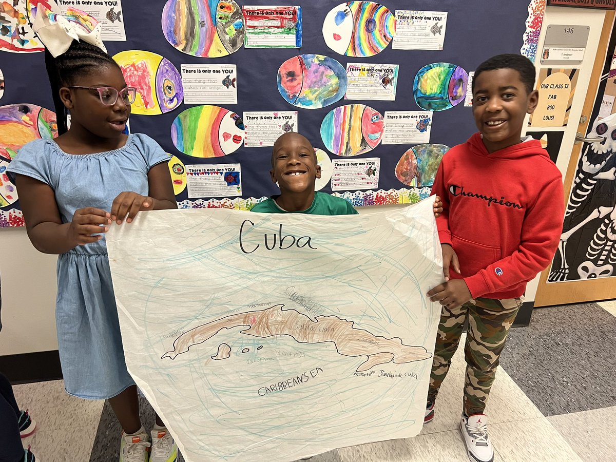 Ms. Hakanson tweet media