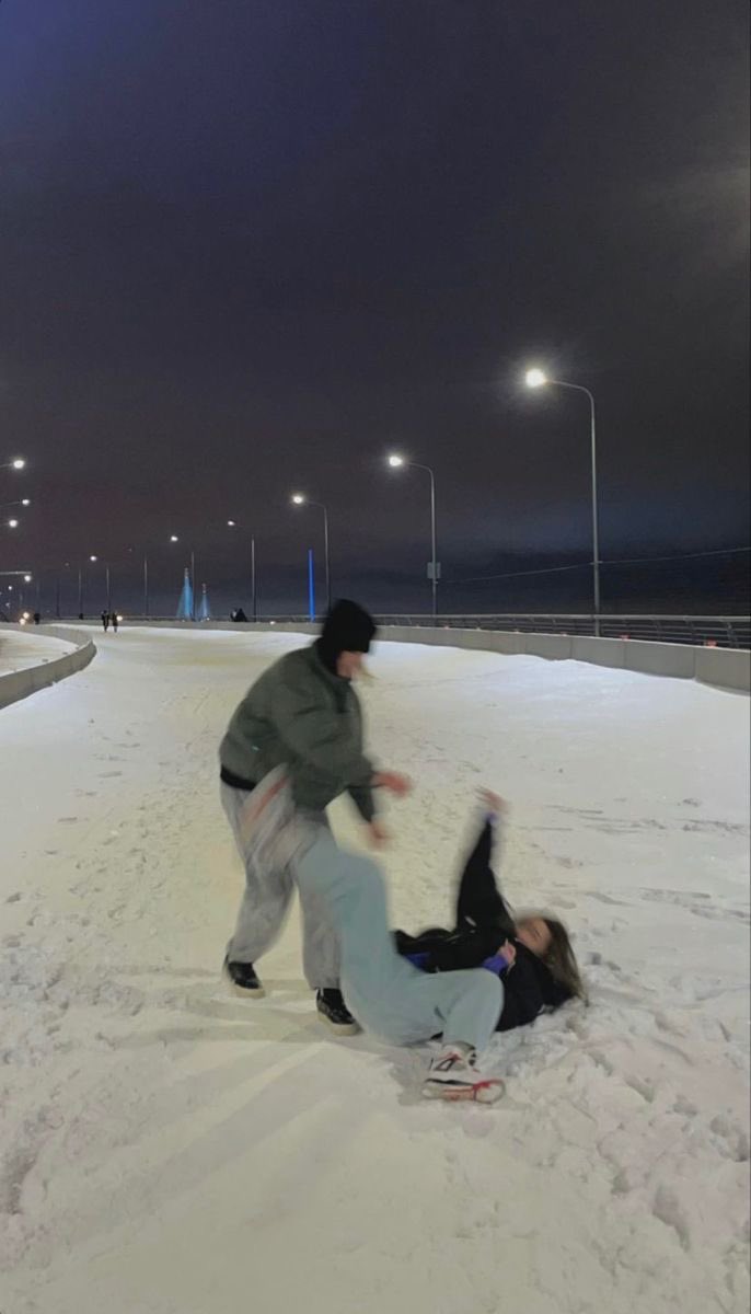 nowizmine's tweet photo. 겨울만 기다리며 차곡차곡 모아온 핀터 배경 ☃️ https://t.co/lmOUauUsWU