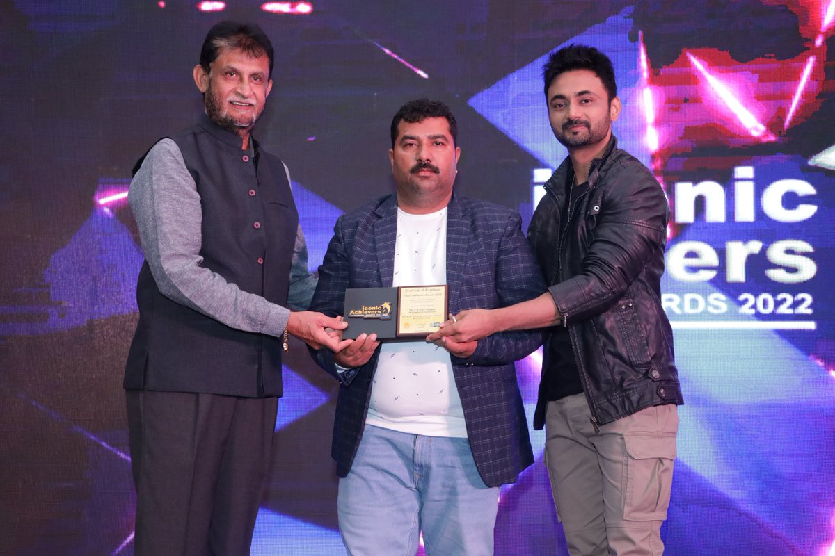 ThappaChinkle's tweet photo. #Thanks to all my #brothers and Sisters who are associated with SHHF and only with their blesing receive the #Certificate of #Best ICONIC #Award 2022 #Mumbai from Sh #Sandeep Patil best #Cricketer and former chairman of BCCI
@narendramodi
@manojsinha_ 
@anuradhagupta_ 
@SonuSood https://t.co/2IbxF1JG92