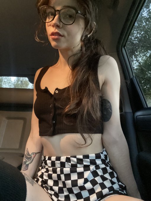 The weekend is here!!! Thinking about celebrating it by doing some public &amp; car content. 😈 How are you<a href="/tag/mvsales"class="tags"><span>#mvsales</span></a>