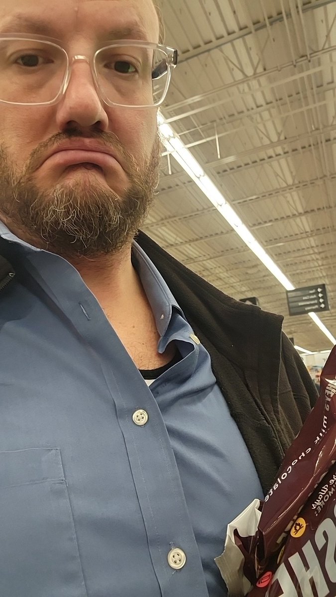 Übersem tweet media