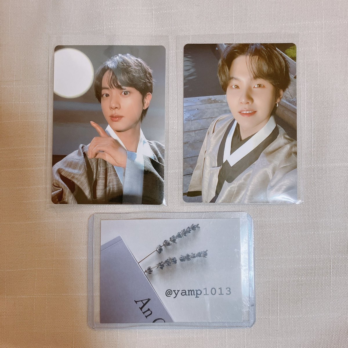 yamp1013's tweet photo. BTS ダルマジュン ミニフォト交換

譲:JIN ジン sp②
     SUGA ユンギ sp②

求:Jimin ジミン sp① ②

スリーブ＋折れ対策＋防水対策で
交換可能な方がいらっしゃいましたらお気軽にお声かけください😊
 #BTS交換 https://t.co/9ntOXZ8ZD3