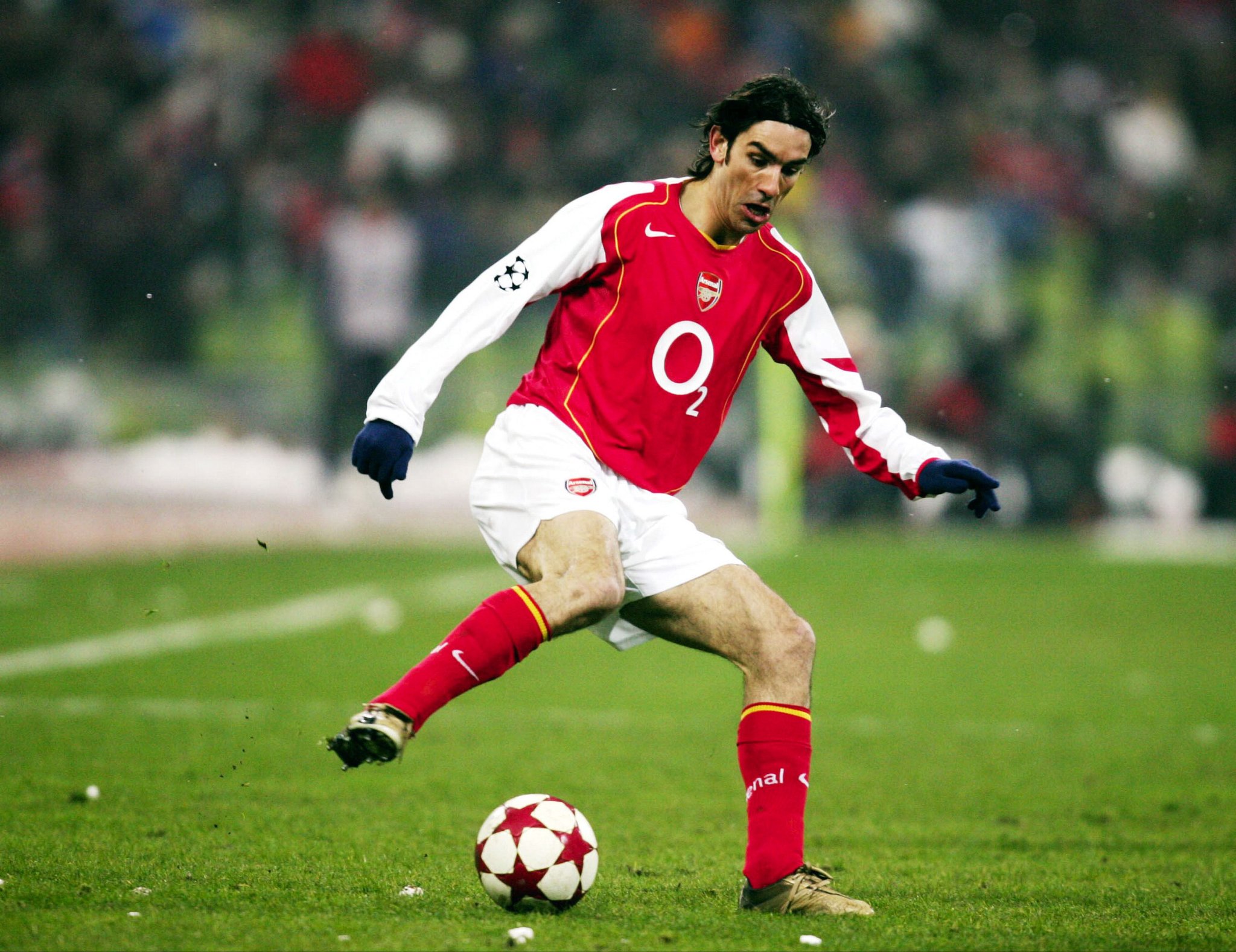 One of the greats and technically gifted player to ever play in the prem.

Happy Birthday Robert Pires 