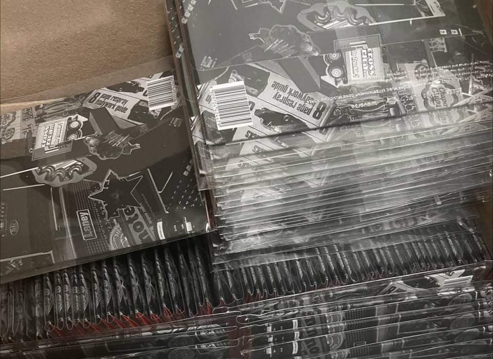 KEA_SHOP_'s tweet photo. ❗ rush sale❗

Enhypen Manifesto Weverse Version
Unsealed

100 each
Onhand
13 slot

Reply "mine + qty + ur bias" https://t.co/8I5zliWzSh