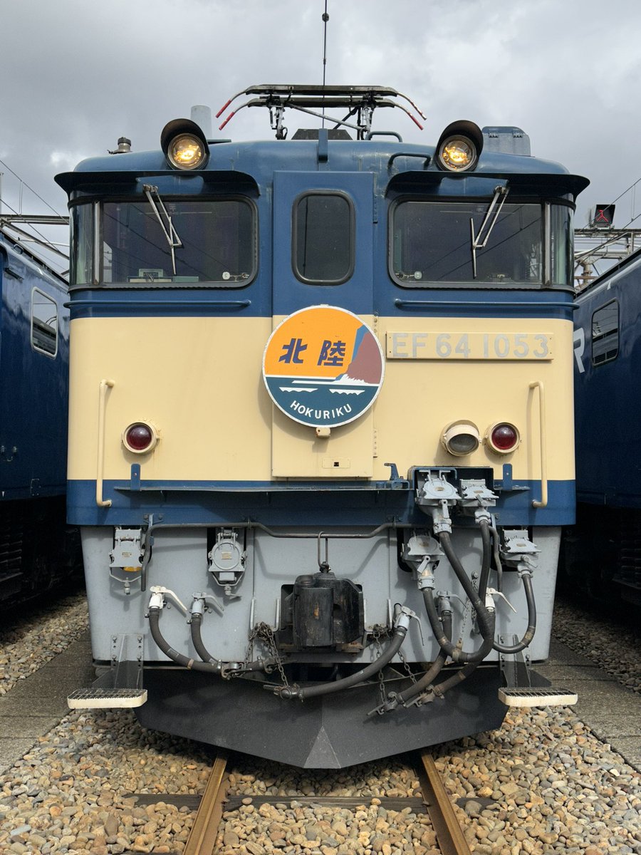 今回のEF64コンプリート撮影会、高崎から1001号機と1053号機を呼びせ