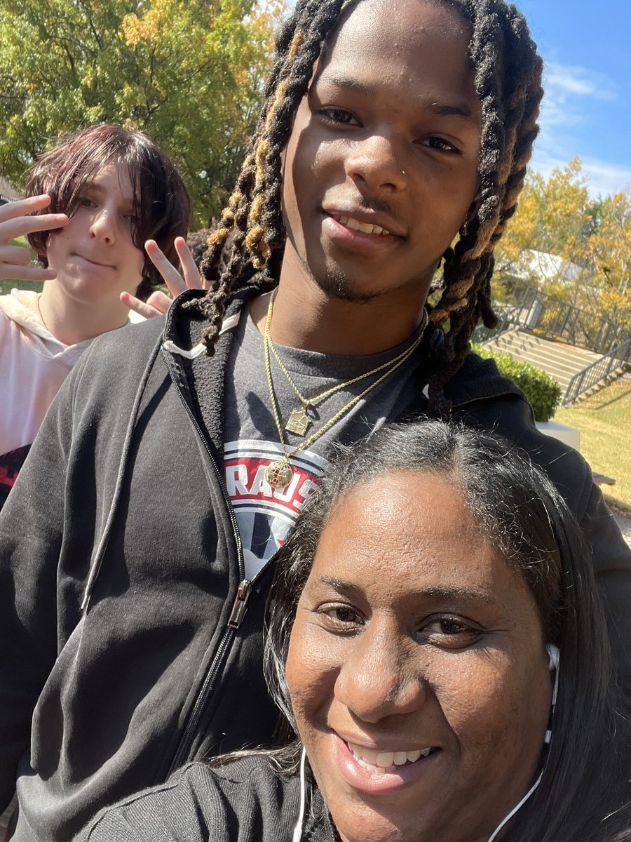 Kidsrmywhy's tweet photo. Stem's 8th grade students were provided the opportunity to explore Shaw's campus Thursday. This was a meaningful learning experience. Special thanks to our guides and the students on campus that took the time to educate our young students. https://t.co/oEp1b7umPY