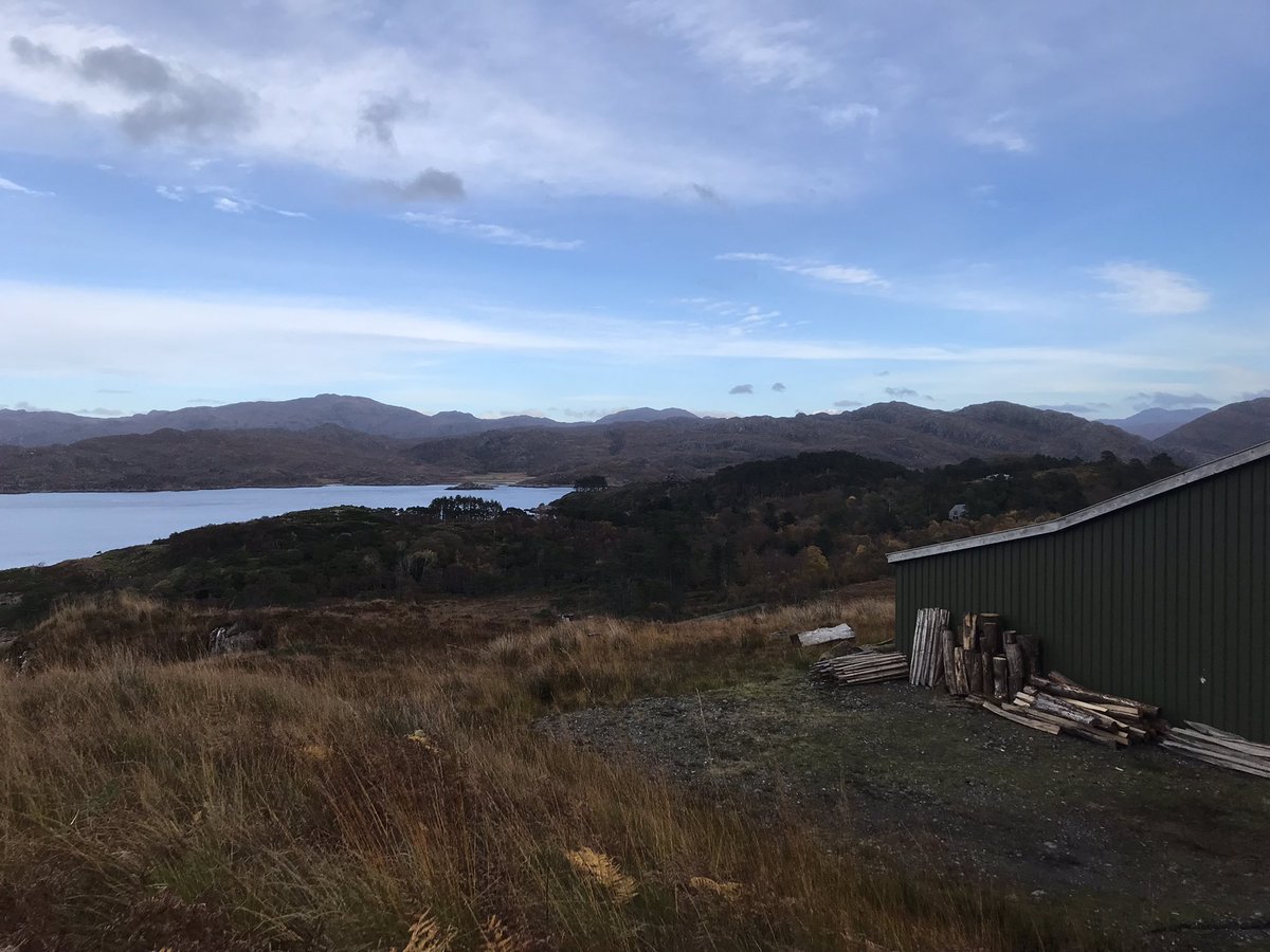 EdDickson7's tweet image. Visiting my very, very off grid brother-in-law on the west coast of Scotland. Some scenery!
