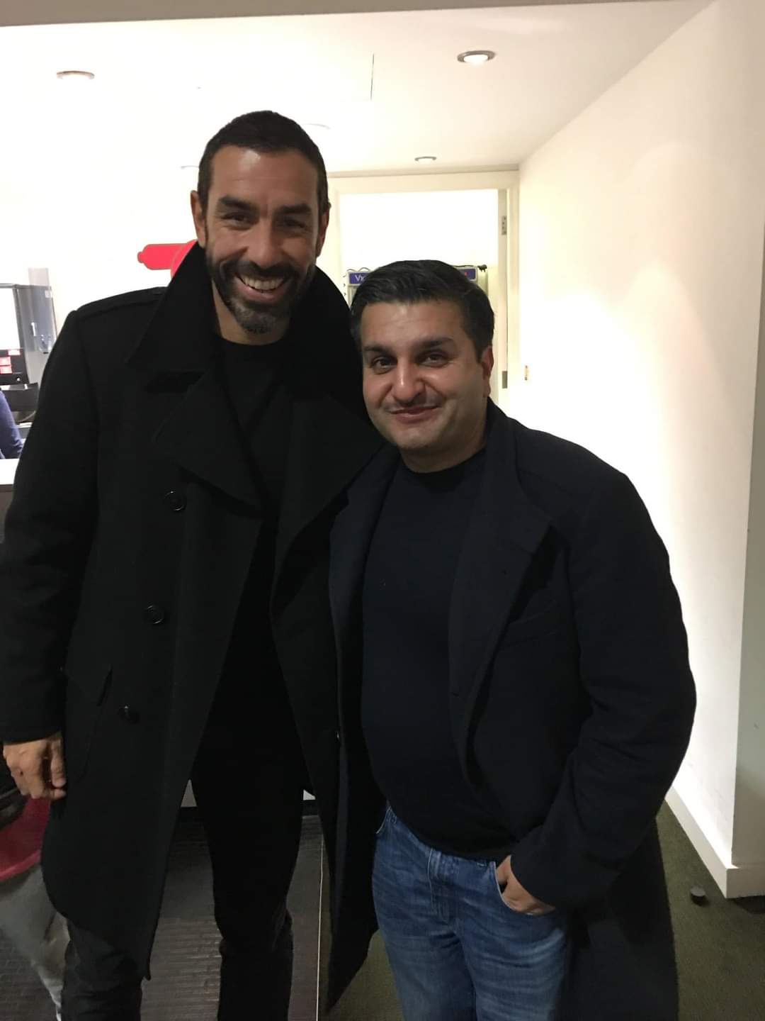 Wanted to wish Arsenal legend Robert Pires a very happy birthday today. 