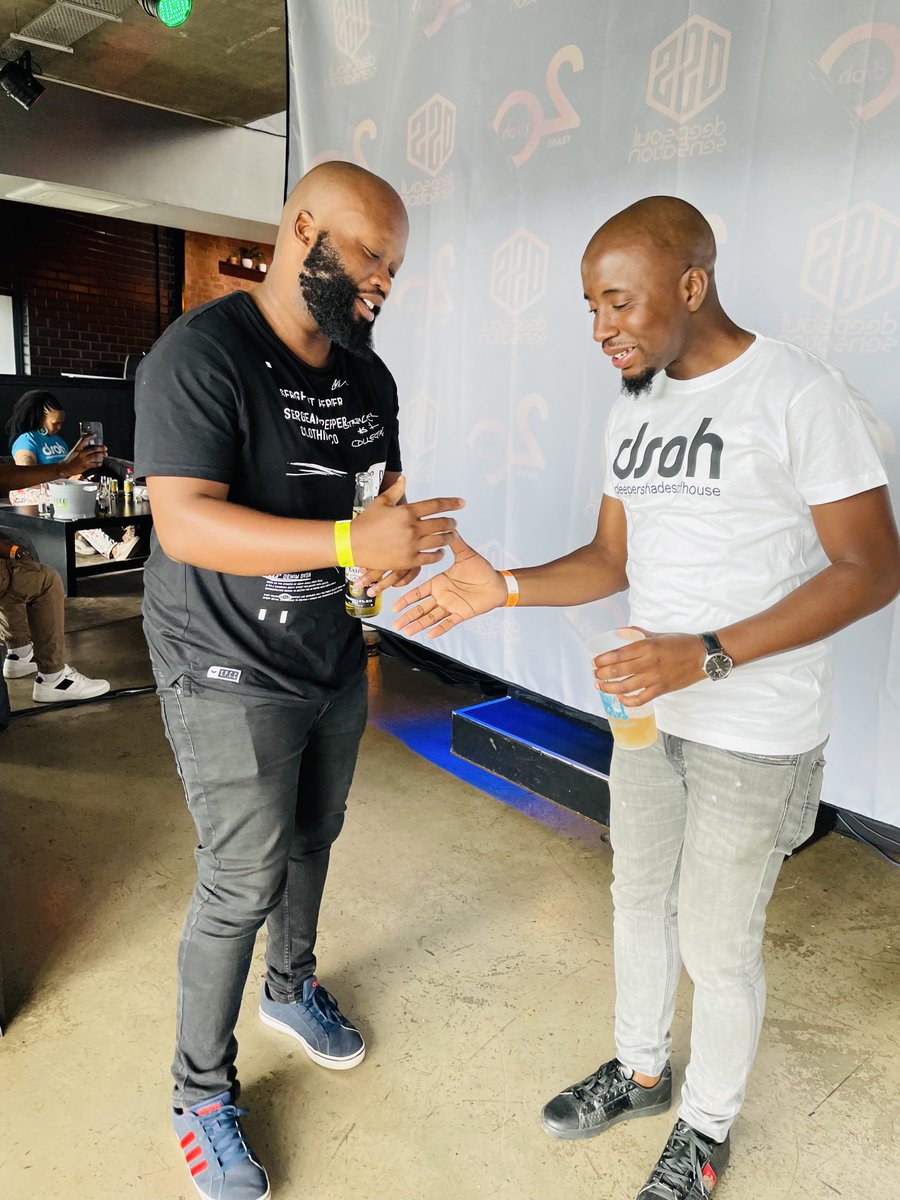 Ntsimbinator (@ironntsimbi) on Twitter photo 20 Years of DSOH! Wena weZulu <a href="/UMngomezulu_/">Ndizoklinda is Out Now!! 🚨</a> dope set my man 👊🏽 <a href="/LarsLB/">Lars Behrenroth</a> thanks for bringing us this one 🙏🏽 20 Years of DSOH! Wena weZulu <a href="/UMngomezulu_/">Ndizoklinda is Out Now!! 🚨</a> dope set my man 👊🏽 <a href="/LarsLB/">Lars Behrenroth</a> thanks for bringing us this one 🙏🏽