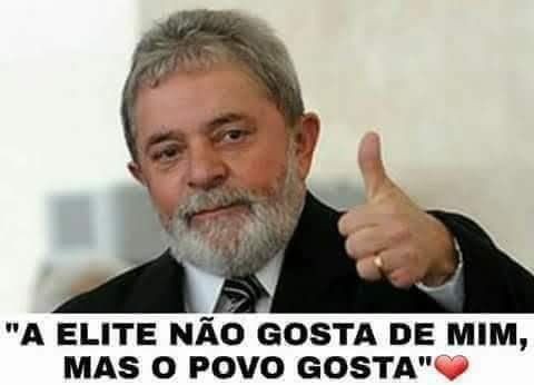 La última vez que twitie a favor de Lula en las últimas elecciones <a href="/TwitterLatAm/">Twitter Latin America</a> me bloqueó la cuenta x actividades inusuales y a pesar  de sus explicaciones q eran por mí seguridad , me pedían cambio de clave pero a su vez no permitían entrar a la aplicación 🤷🏽‍♂️ #LulaPresidente