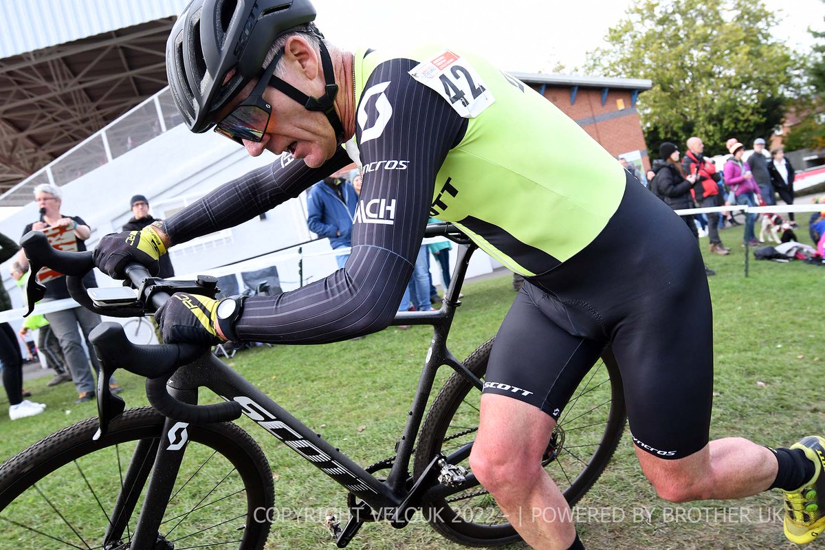 National Trophy Cyclocross, round 3 being held this weekend; winners today include so far Ceris Styler, Helen Pattinson, Adrian Lansley, Nick Craig and Grant Johnson velouk.net/2022/10/29/nat… #Brother4Results | Presented by @davemellorcycle #Shropshire #bikeshop #bikefit