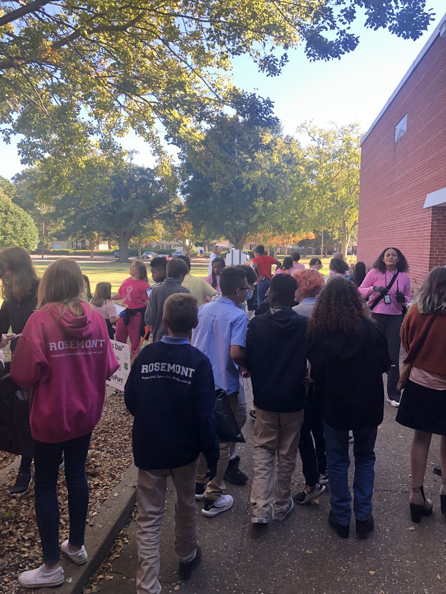 TheAcademyHome1's tweet photo. Academy at Rosemont’s FBLA invited Keep Norfolk Beautiful to school and picked up trash around the perimeter and documented data #waytolead https://t.co/5vFSYAiZyz