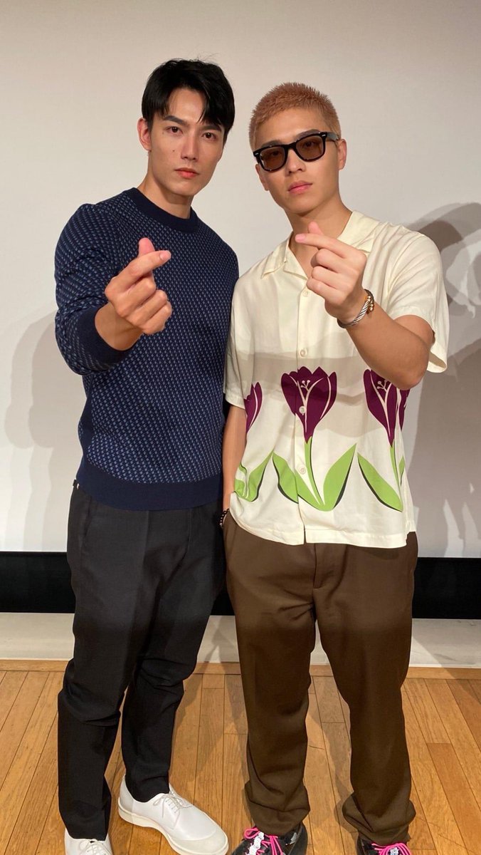 happyhankth's tweet photo. Miss this couple. ❤️
#BeLovedinHouse約定Ido #AaronHank
#賴東賢 
#aaronlai
#王碩瀚 
#hankwang https://t.co/e7FaAYnPzL
