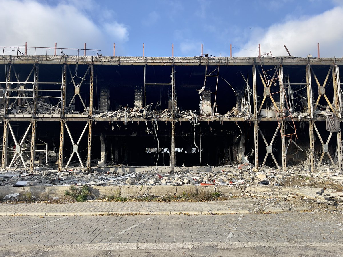 We are currently in #ukraine to support people in need suffering of #war. Last 5 days we brought 25 t of #emergency aid to #charkiv &amp; #izium. We’ve supported 3000 people in total with food, hygiene stuff, blankets and sleeping bags. 
Next aid mission coming soon. Support us ♥️