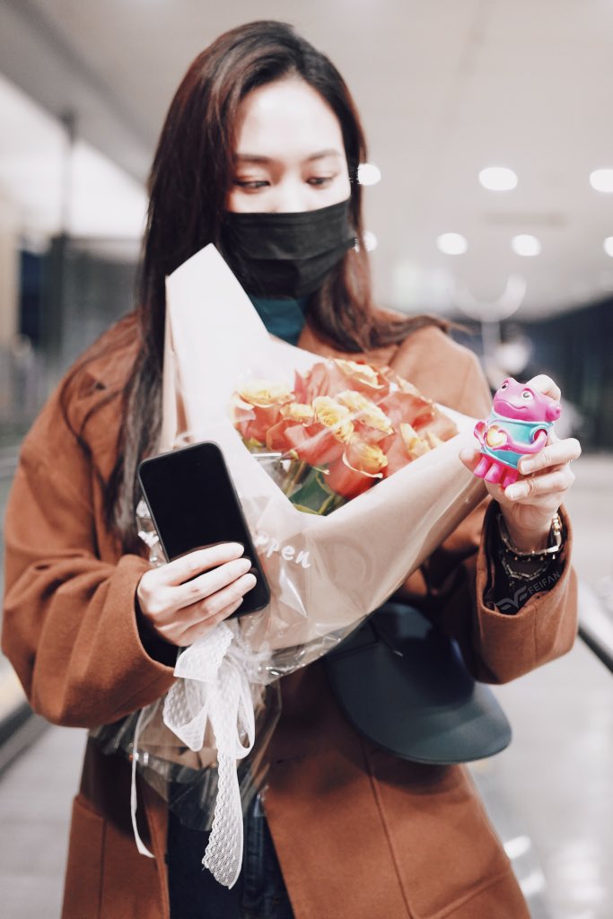 FWangfeifei's tweet photo. 20221027 @wangfeifei0427 Shanghai🛬

#wangfeifei #fei #페이 #allforfei

Do not edit, use for business purposes or remove watermark. When reposting please CR @FWangfeifei https://t.co/lV1QbRfVnW