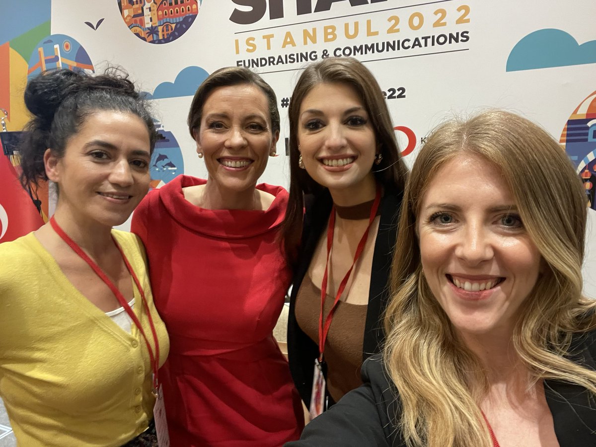 CorButler's tweet photo. Media + humanitarian sector. 
How do we work better together? 

Thoroughly enjoyed moderating this last session of #IFRCSkillshare22, with  @helenachumphrey @Rana_J01 and @MariaRamosUK!

My key takeaway? More refreshingly honest conversations like this are needed together 💪⚡️✨ https://t.co/LU2fYVB7uY