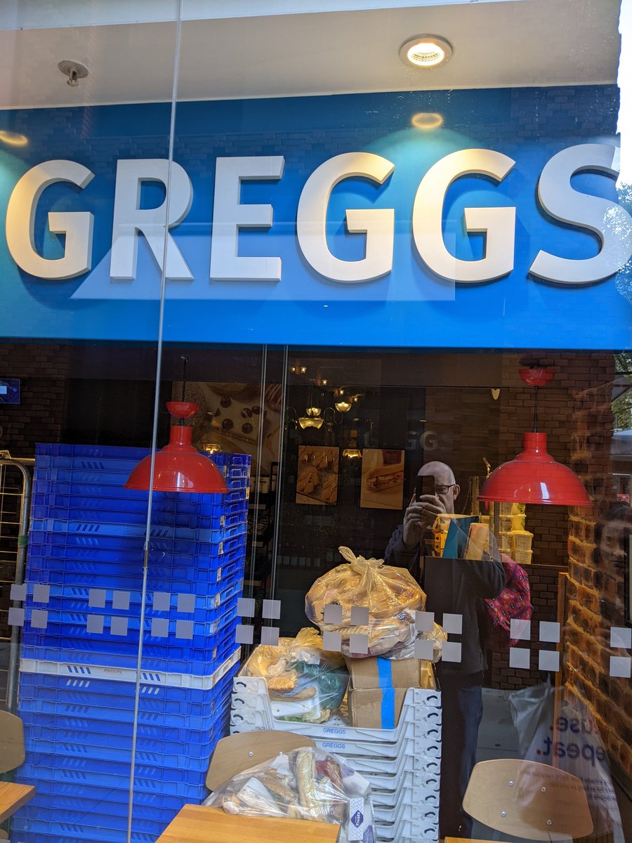luckyj4ck's tweet photo. Shame on you, @GreggsOfficial food wastage #Homeless https://t.co/GWvobu7B6q