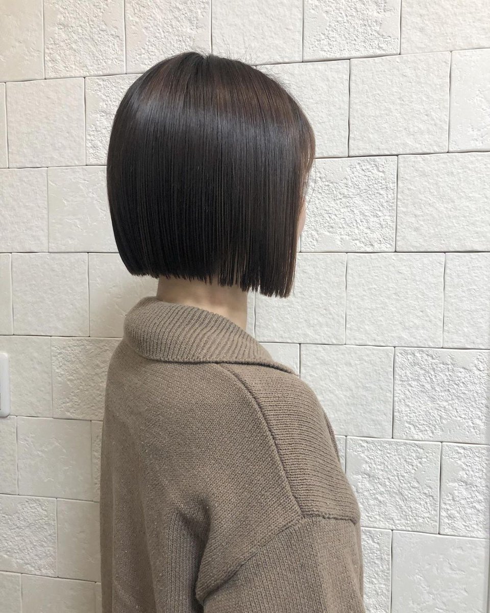 切りっぱなしがいいね
刈り上げ部分見えるくらい短くしてくれると嬉しい