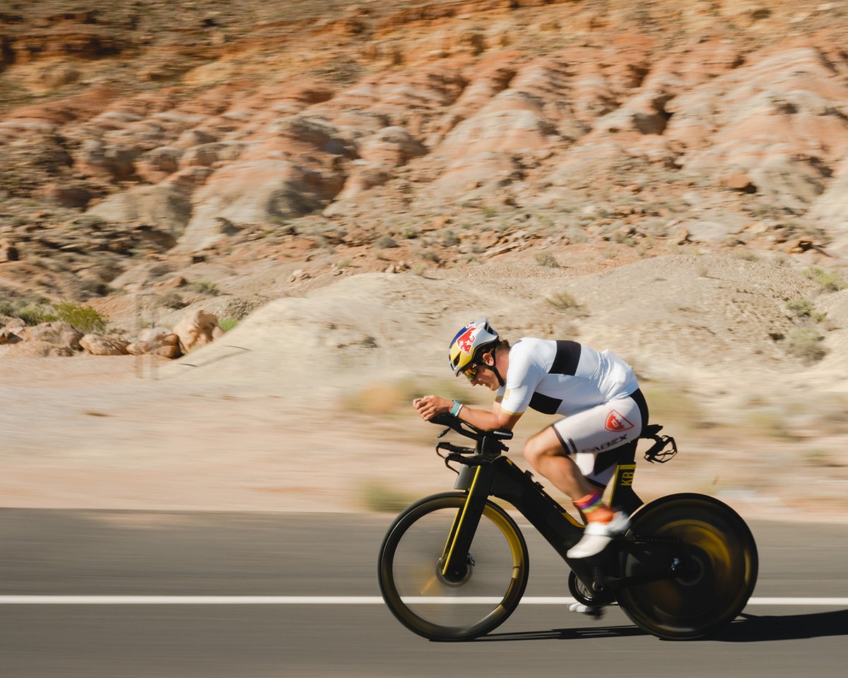 CADEXCycling's tweet photo. Final preparations have been completed for the 2022 @IRONMANtri 70.3 World Championship, it's race day in scenic St. George, Utah for the Norwegian duo of Gustav Iden and @kristianblu!

#ImpossiblyFast #CrushTheClock #overachieve https://t.co/cDXuyKpfik