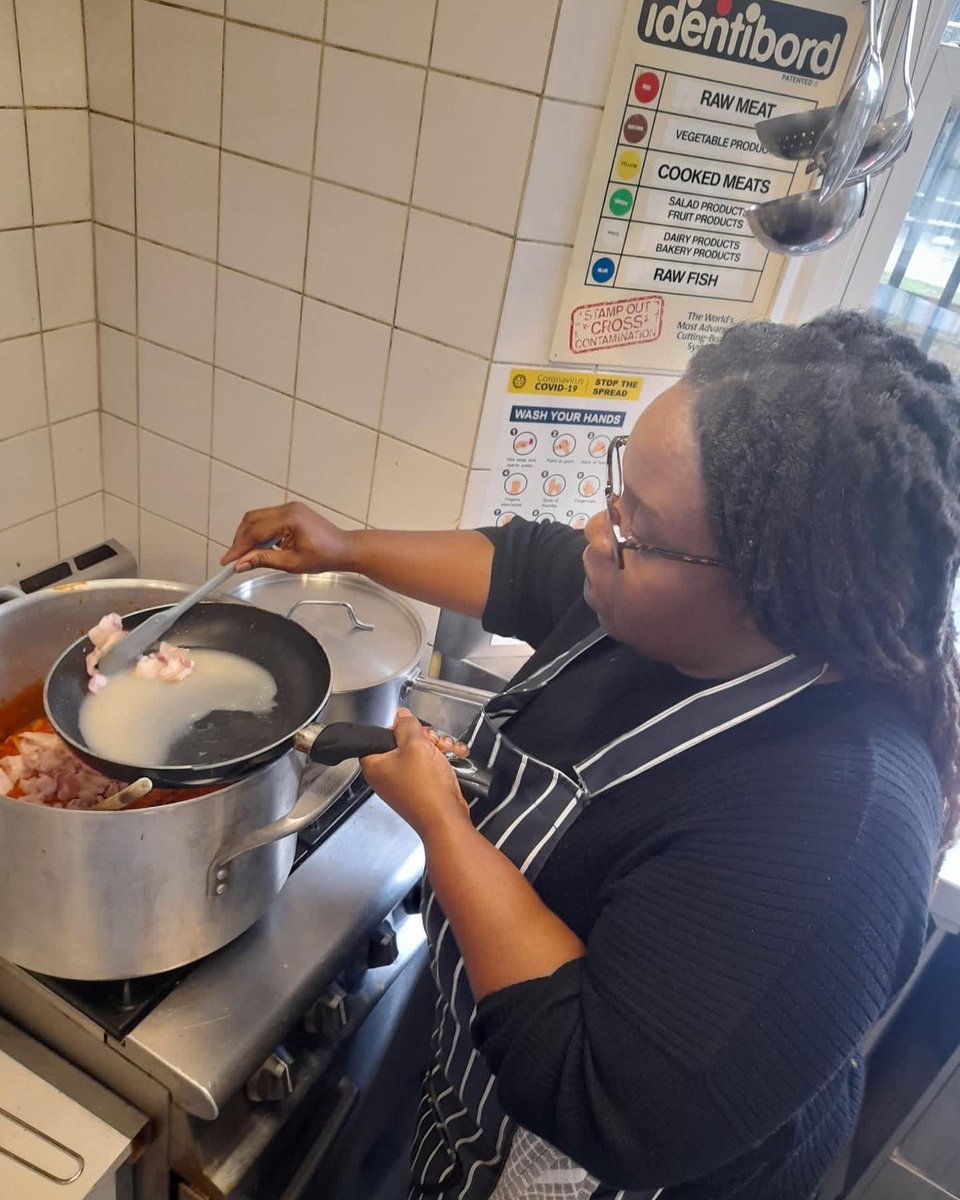 BaronsProject's tweet photo. Yesterday we were joined by @toyinskitchen who cooked the most amazing sausage &amp; bean casserole, it was absolutely delicious. We need more volunteer chefs to help us out on Friday’s, cooking lunch for approximately 30 people, though numbers vary.
We’d love to hear from you. T.Y. https://t.co/NXa8Fzdmyf