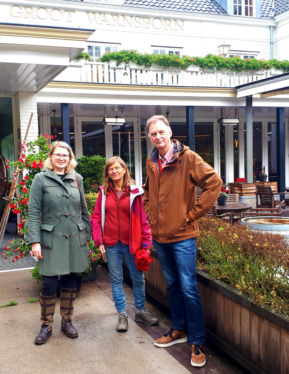 In de podcastserie <a href="/PadvdVrijheid/">PadvandeVrijheid</a> een gesprek met Elyze Storms-Smeets @geldersgen nav het project ‘Oorlog in Arcadië’ over de rol van landgoederen in WO2 en de invloed daarvan op dit bijzondere erfgoed. app.springcast.fm/15487/etappe-6…