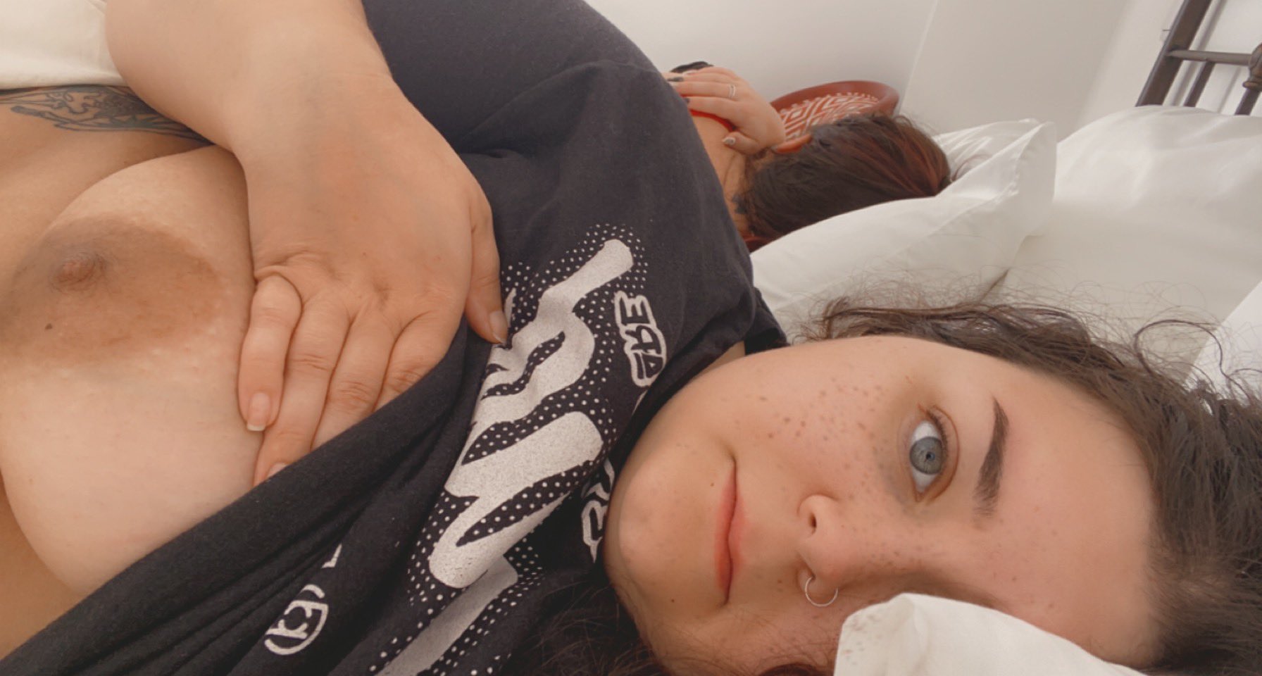 When you’re horny af but you’re sharing a bed with your cousin. https://t.co/cVT05OyDCX