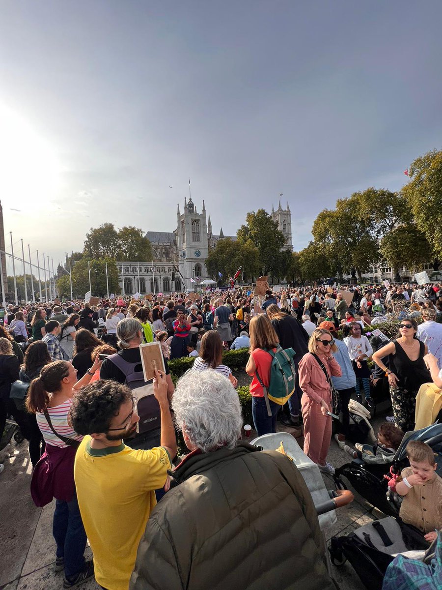 #MarchOfTheMummies #sistersunited