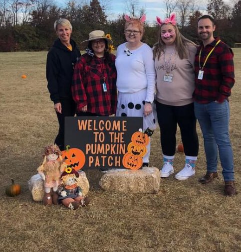 cwsfirsties's tweet photo. SVA First Grade Team  #SVAbuilttolast https://t.co/Rx5iIrDST6