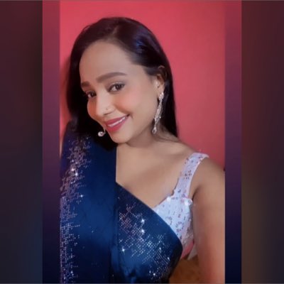 Priyapixie's tweet photo. #NewProfilePic https://t.co/VGhtUzMdoX