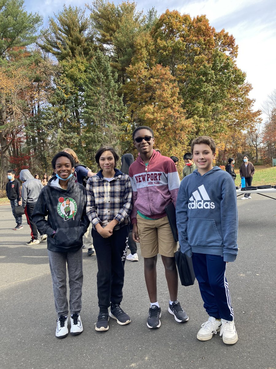 FarmingtonIAR's tweet photo. Our counselors organized our annual “mix it up day” with outdoor fun! We are establishing a strong sense of community. #fpsleadingtheway https://t.co/51HI0Mhk3U