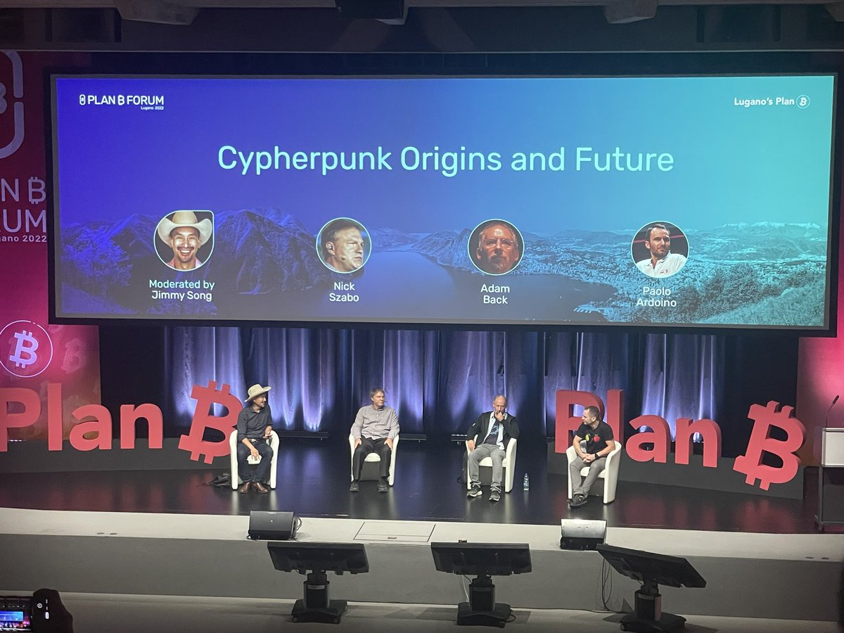 Cypherpunk origins, amazing panel at #luganoplanb with <a href="/adam3us/">Adam Back</a> <a href="/NickSzabo4/">Nick Szabo</a> <a href="/jimmysong/">Jimmy Song (송재준)</a> and <a href="/paoloardoino/">Paolo Ardoino 🤖</a>
