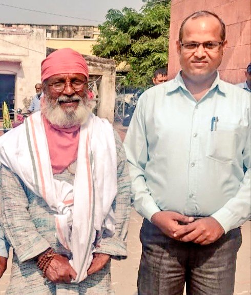 paras_naresh's tweet photo. पदमश्री और पदम भूषण पुरस्कार से सम्मानित पर्यावरणविद् और सामाजिक कार्यकर्ता डॉ. अनिल प्रकाश जोशी जी से आगरा आगमन पर एक मुलाकात। @AnilPJoshi #NareshParas https://t.co/KCOSRht5Sc