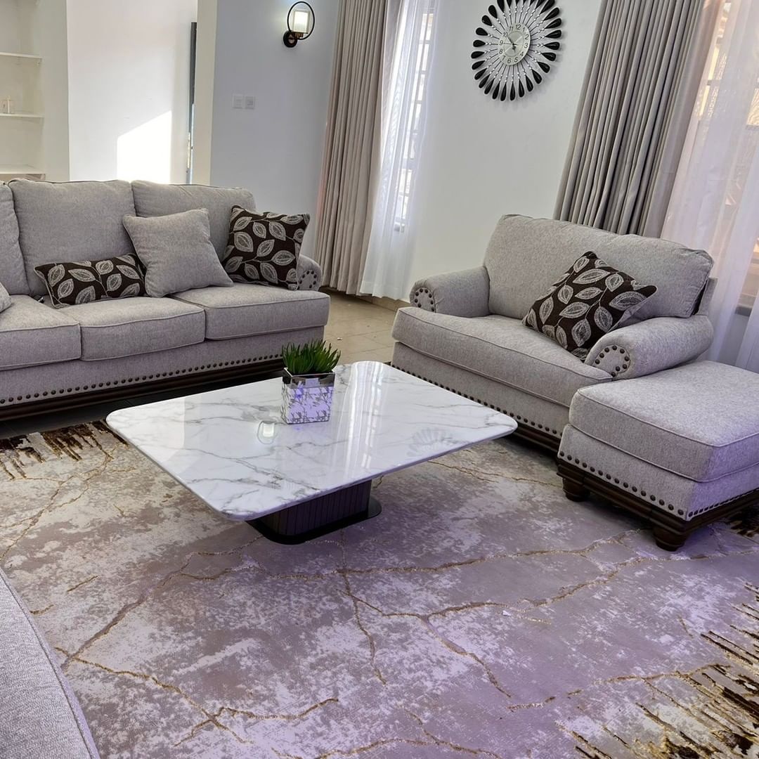 FairdealKenya's tweet photo. Our Client @gracey_kimani has got sophisticated taste!
This beautiful Harleson Sofa Set complements your Home 👌
and we can't keep cool but share 😍
Thank you.
#sofaset #sofainkenya #furntasticsale #sofainkenya #ashleyfurniture #thisishome #citymall #clientappreciationpost https://t.co/3RQ3Q7xOb9