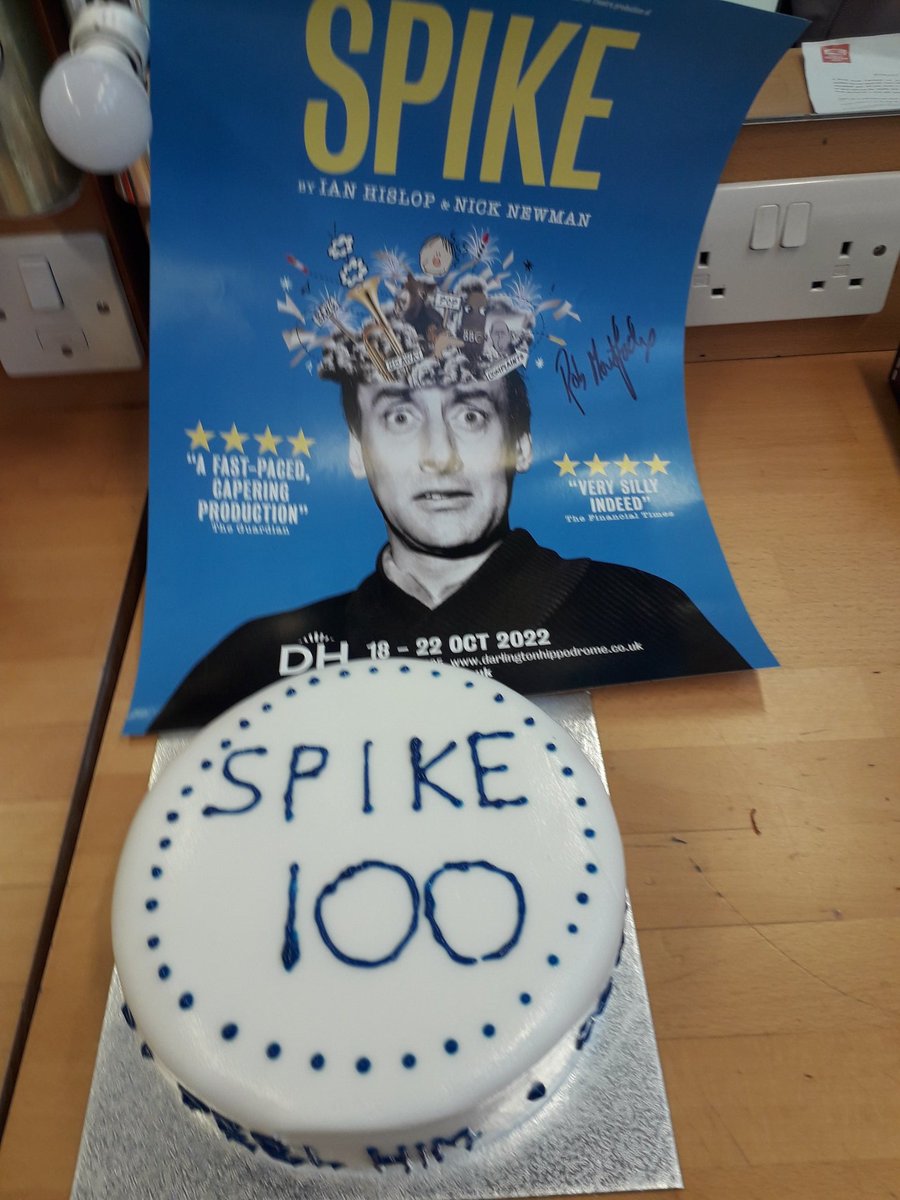 ActorRobMounty's tweet photo. Congrats to our magnificent Spike team as we step out for our 100th show #spiketheplay @Ncknwmn @MCabournSmith @Mack_JEM #jeremylloyd @elliemorris @robertwilfort @PatrickJWarner #tesnikujore @petedukes @SamDucane #alicebarber and all Xx https://t.co/BDJXhRzQC9