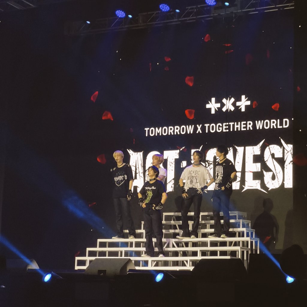 blowfished's tweet photo. 1/3

ACT: Lovesick in Manila | Oct 27 and Oct 28
#TXTinManila https://t.co/9eRLrFaQXe
