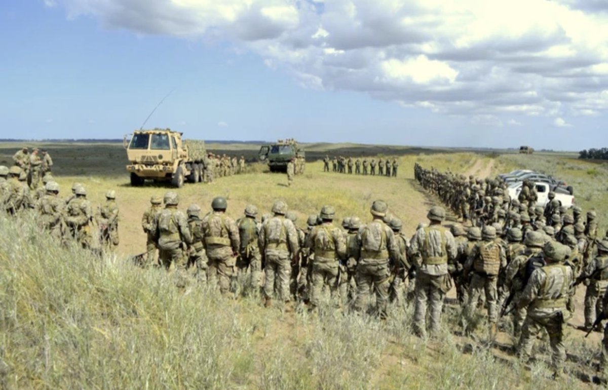 PucaraDefensa's tweet photo. Adiestramiento conjunto de la #Infantería de #Marina y el @Ejercito_Arg en #Baterias
@Armada_Arg #faif #lvtp #ecac #bivh #blindados #tanque #sk105 #at4 #Oshkosh #imara #infante #bichosverdes #mag #saw249 #bim2 #caballeria 

https://t.co/8ZzglfcL9z https://t.co/0WT1l3YzCi