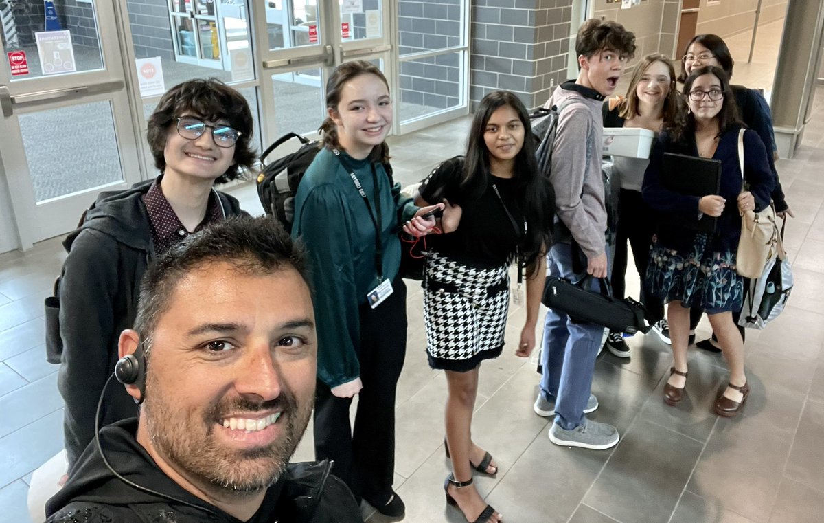 J_Grimes00's tweet photo. Safe travels and good luck @cougar_debate as you compete in Waller.  Cougar Pride! https://t.co/po9qMeEsSM