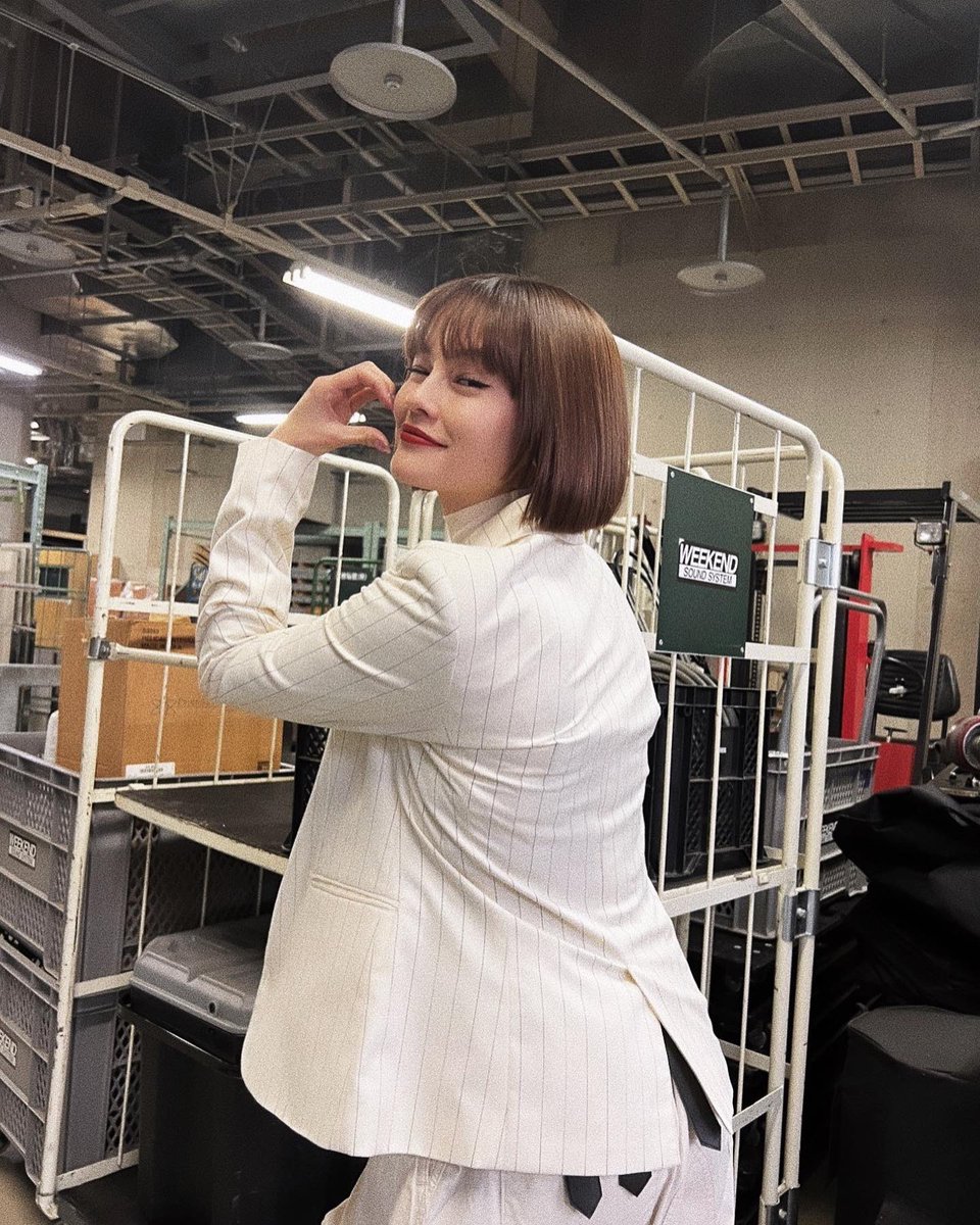 okss_emma_2121's tweet photo. Thank u SAPPORO 🌹ただいまっっ

3年ぶりの札幌コレクション！
トップバッターを歩かせて頂き
どきどきでしたが光栄でした🫶🏻

まだ声を出せない中のイベントだけど
ボードや団扇がたくさんで嬉しかったよ。みんなありがとう〜💕
北海道がだいだいだいすき！ https://t.co/nmKydeiX7q