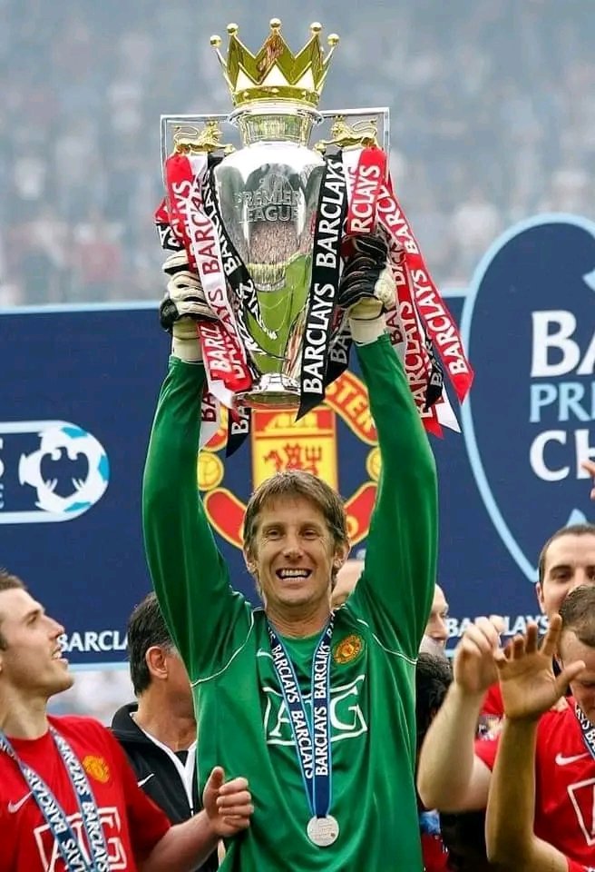 Happy 52nd birthday to Edwin Van der Sar 