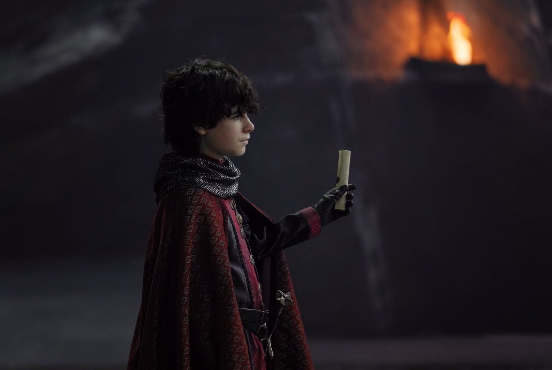 HOTD_Lore's tweet photo. “And with his death, the war of ravens and envoys and marriage pacts came to an end, and the war of fire and blood began in earnest.”
-Fire &amp; Blood

#HOTDFinale #LucerysVelaryon #HouseOfTheDragon #Vhagar #RHAENYRA #FireandBlood https://t.co/hwp0NX11Km
