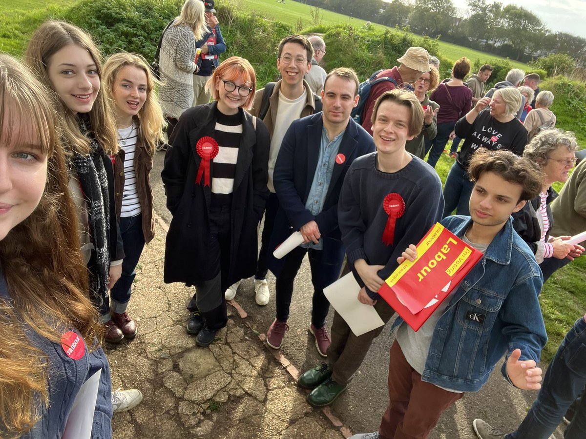 SussexYL's tweet photo. BH Young Labour joined @Wish4Labour and @peterkyle today to launch Wish‘s by-election campaign in support of @BellaSankey - it was great to see so many young people getting involved. 

#labourdoorstep 🌹 https://t.co/hI90fPHSIH