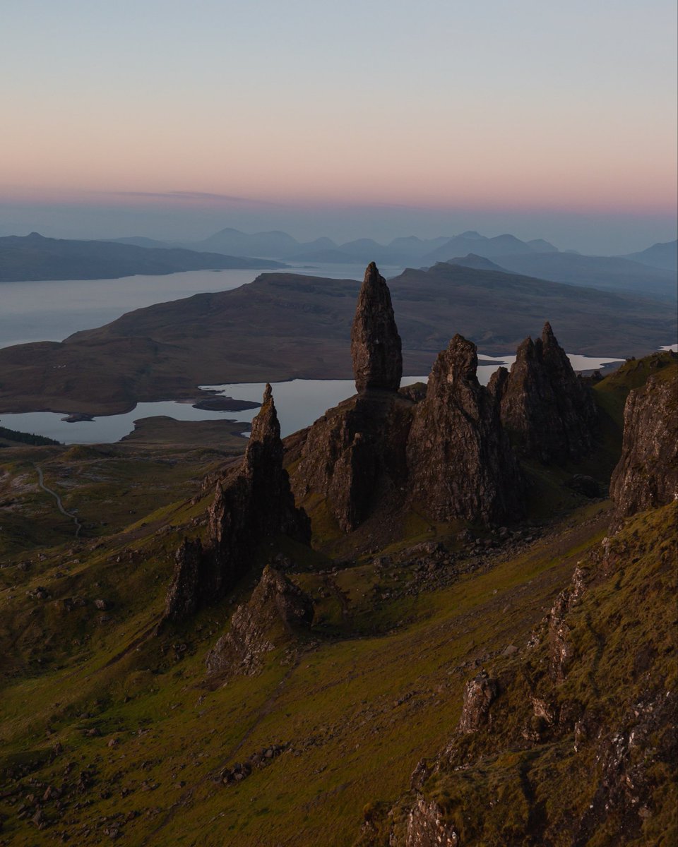gm from the diverse landscapes of scotland 🏴󠁧󠁢󠁳󠁣󠁴󠁿