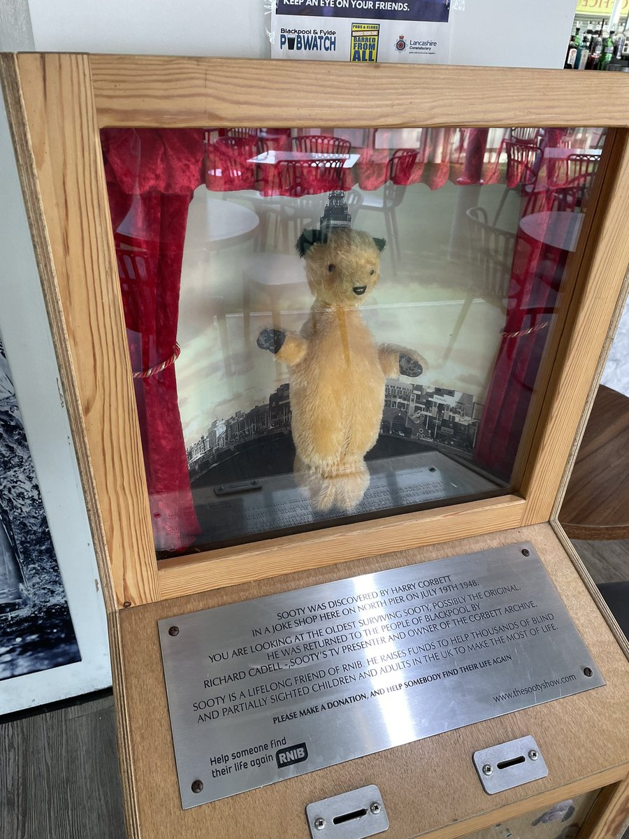 Half term in Sooty’s home town 😍#Blackpool #NorthPier #Sooty @Sootyandco